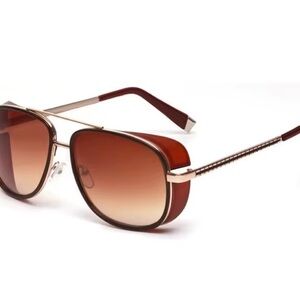 Dilta Elegant Gold and Brown Aviator Sunglasses